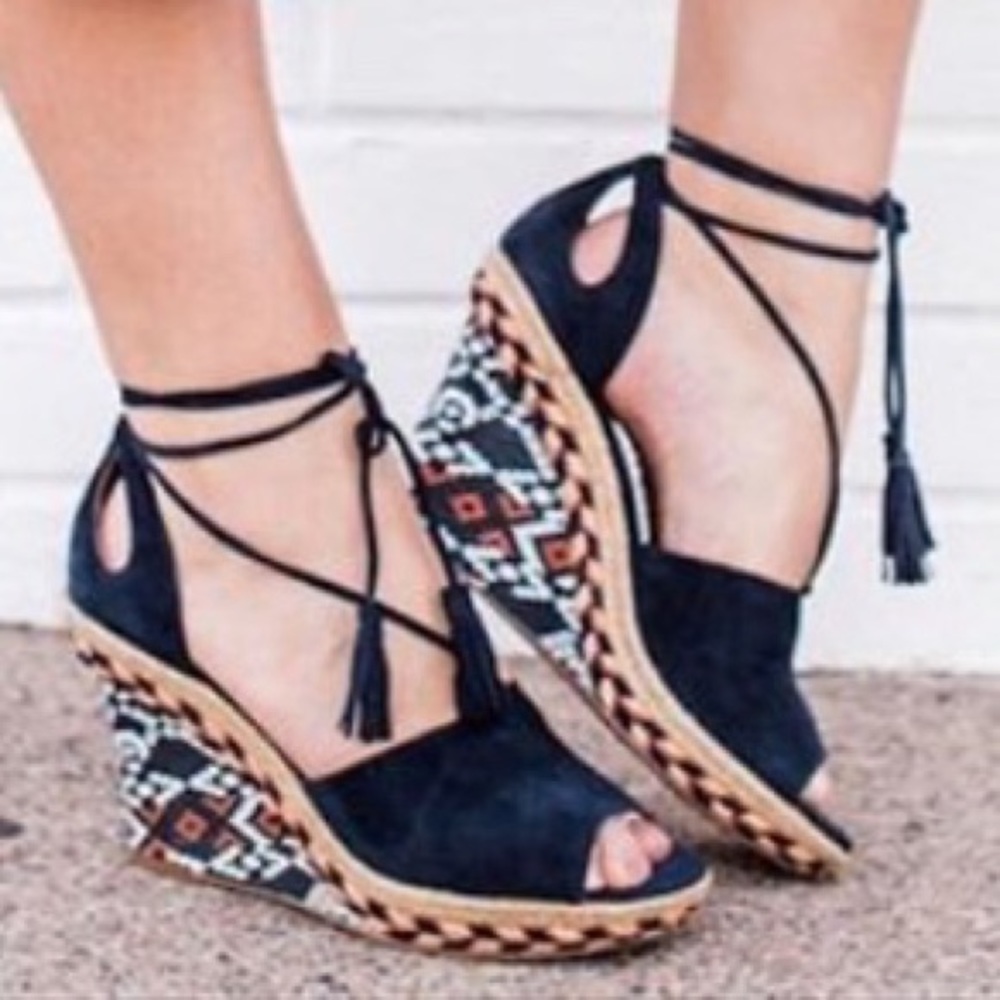 CAbi isla wedges